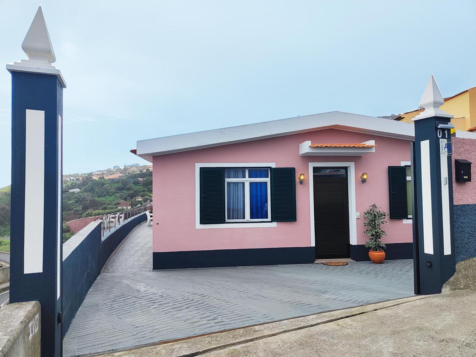 Gateone Al Airport View House Villa Machico  Luaran gambar