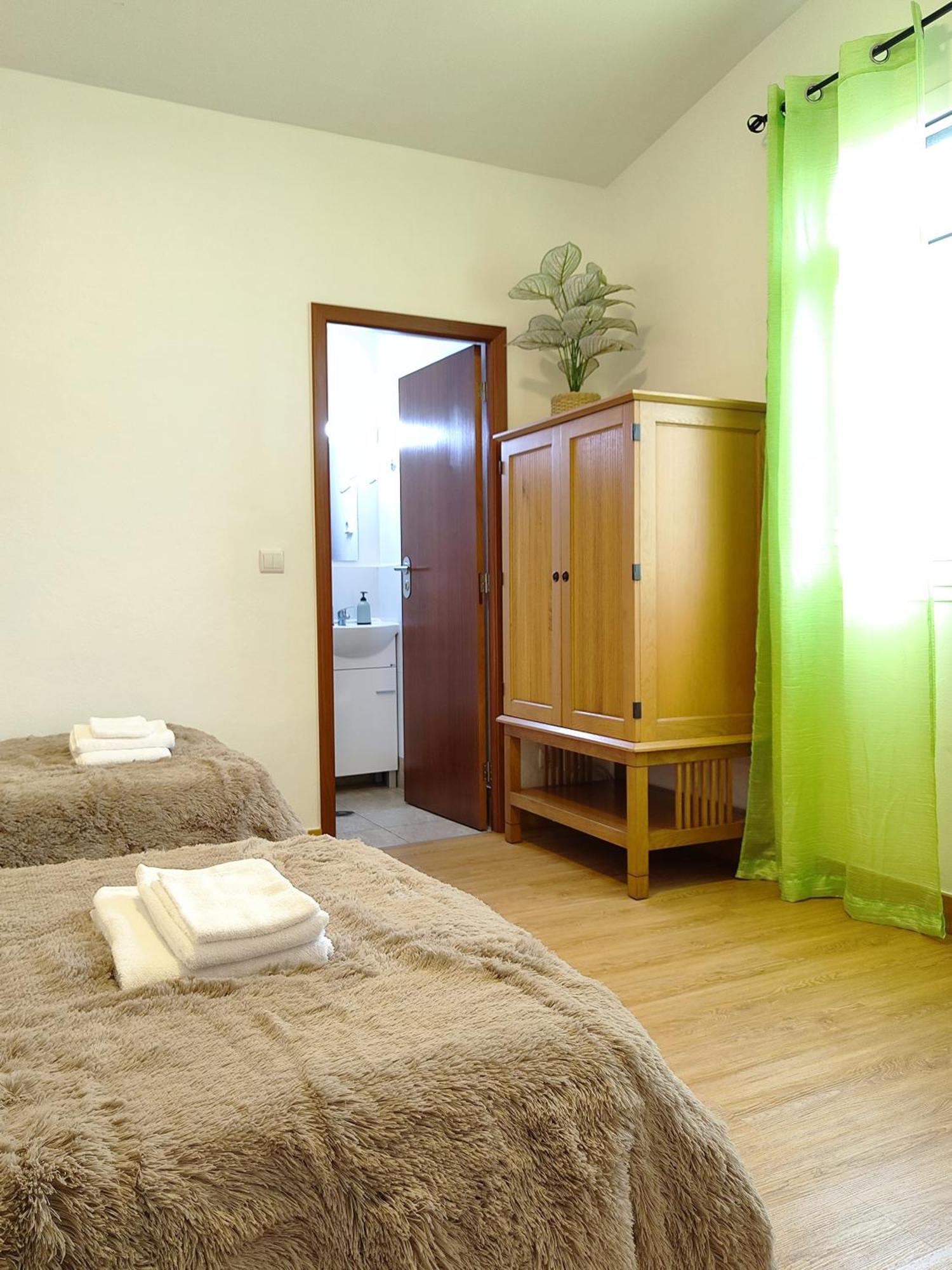Gateone Al Airport View House Villa Machico  Luaran gambar